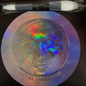 Lunar Beauty Outer Dimension Face Palette and Face Brush